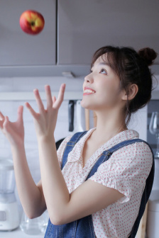 可以强互动女性脱卸衣服游戏